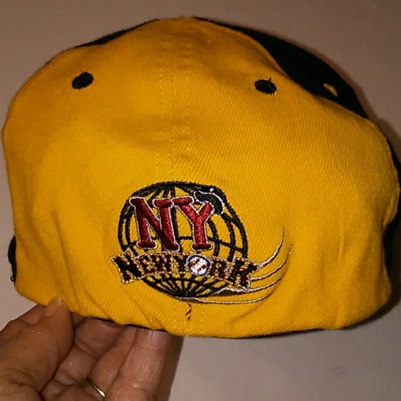 Nice Fitted Sports Cap - Picture 4 of 8